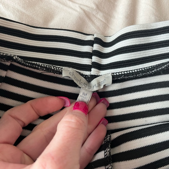 Summer Shorts Bundle! Size M - Picture 10 of 16